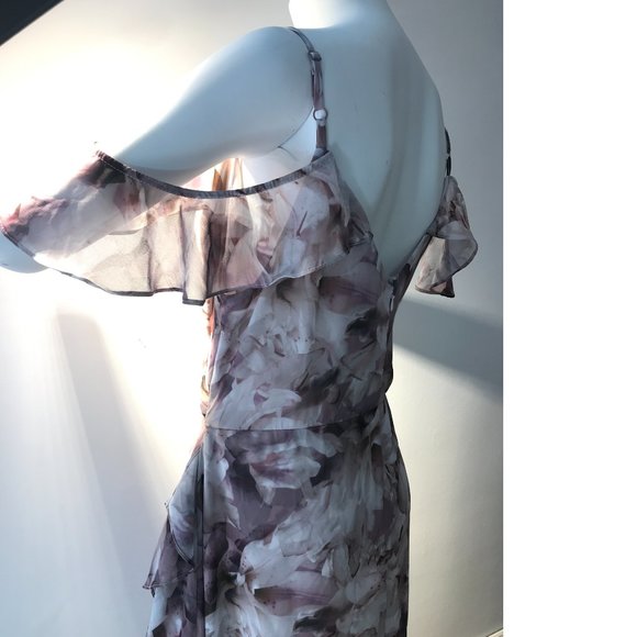 Le Chateau PLUS SIZE Flowy Chiffon Lavender Purple White Ruffle Dress Floral NWT - Picture 4 of 13